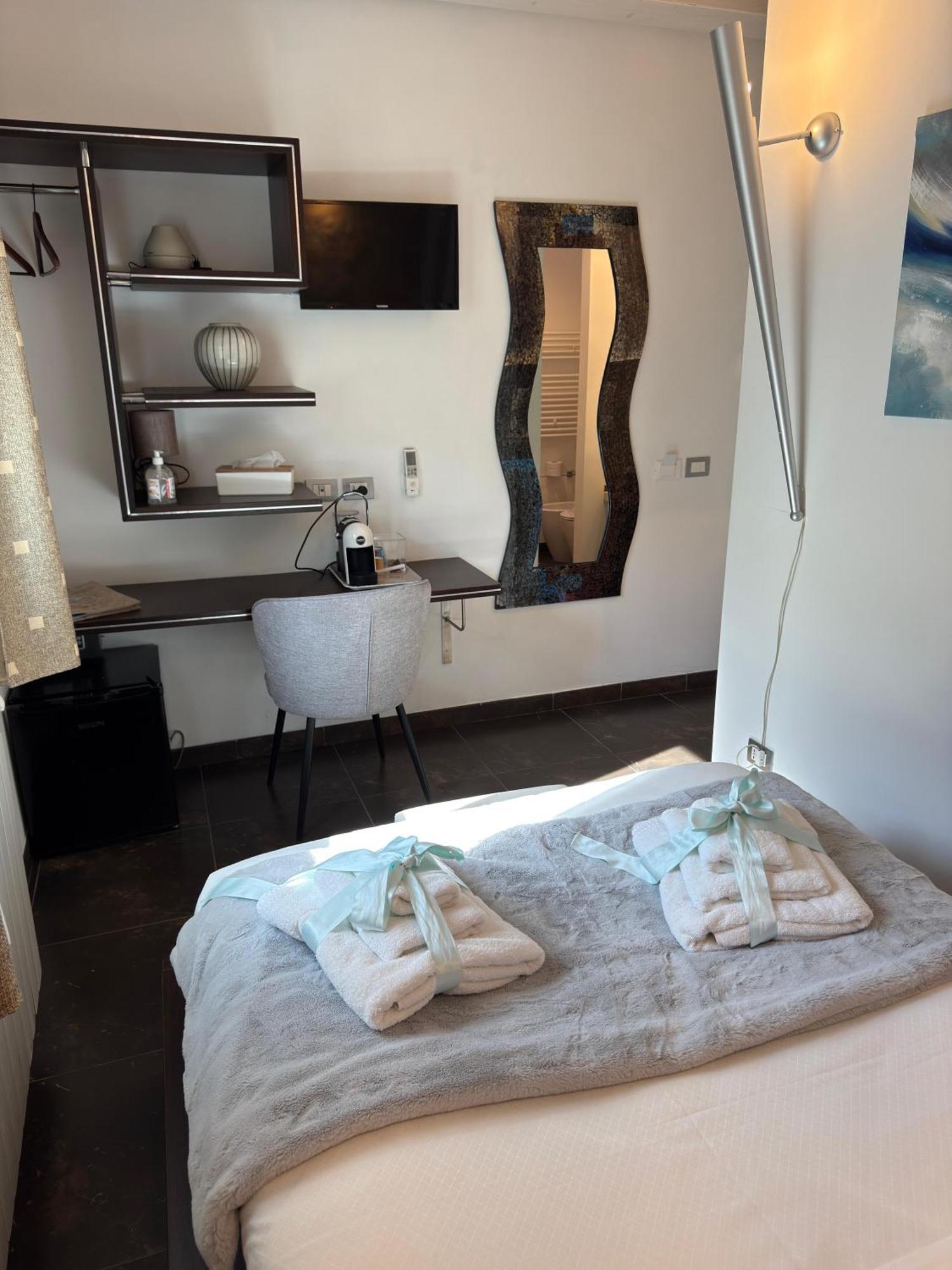 A Casa Di Grazia Bed & Breakfast Рагуза Екстериор снимка
